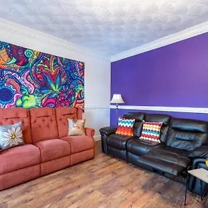 The Miracle Spacious 2 Bedroom 3 Beds Hull Apartment